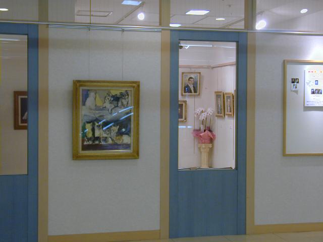 肖像画展展示風景-9