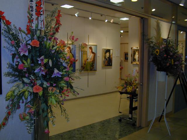 肖像画展展示風景-3